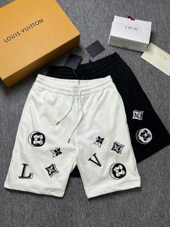Picture of LV Short Pants _SKULVS-XLhgntx3718572